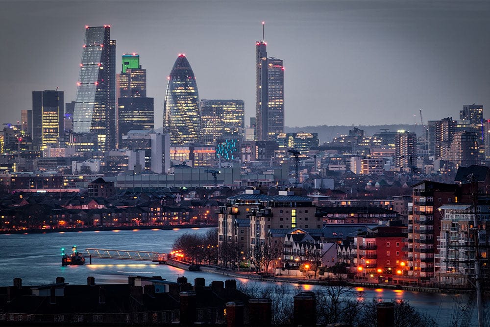 London Skyline Evening View Mural Wallpaper - Urban Cityscape in Blue Tones
