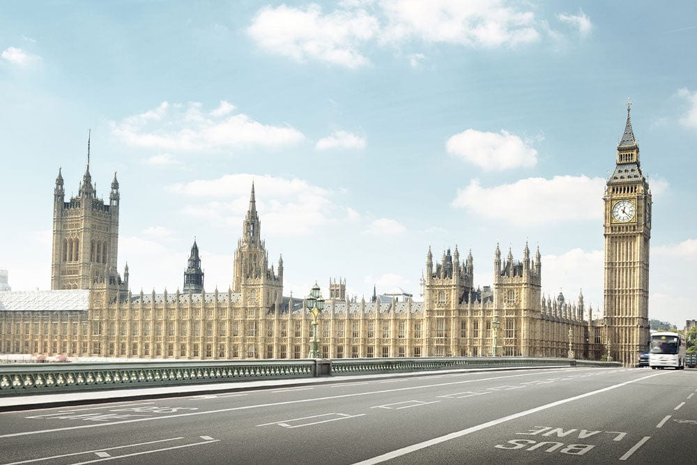 Iconic London Skyline Mural Wallpaper Featuring Big Ben and Parliament