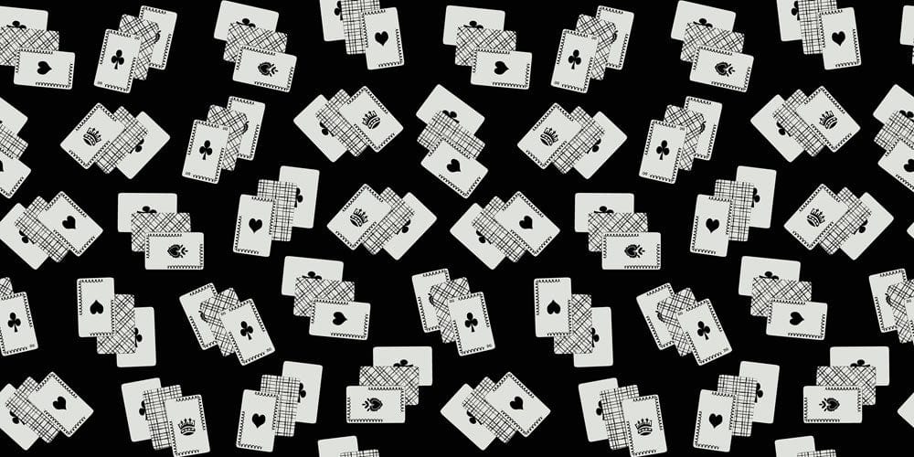Monochrome Playing Cards Pattern Wallpaper - Stylish Black and White Design
