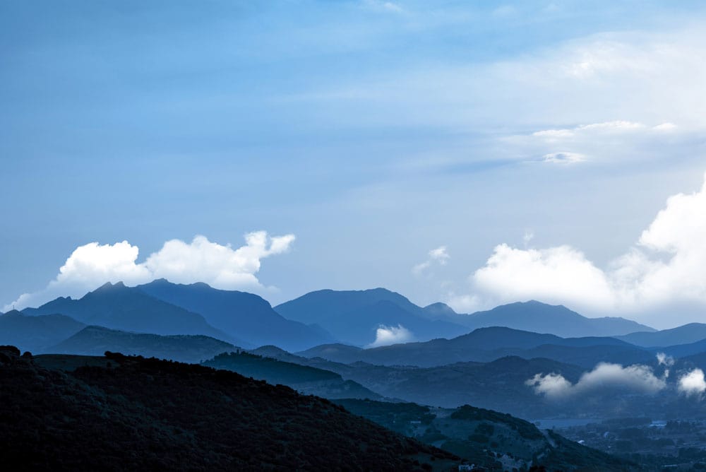 Majestic Blue Mountain Vista Scenic Landscape Mural Wallpaper for Modern Interiors