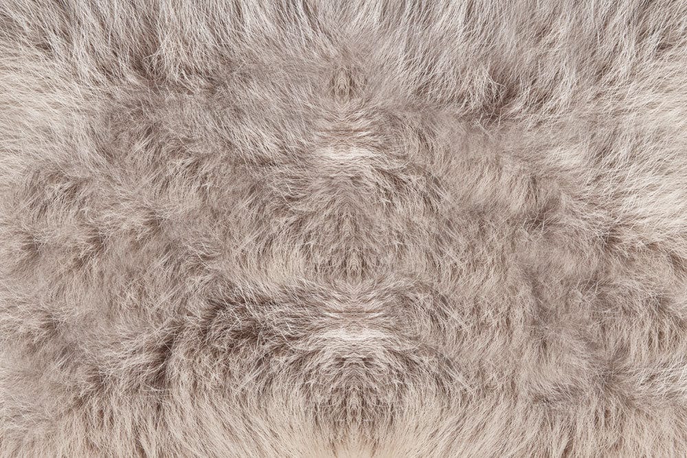 Luxurious Faux Fur Texture Wallpaper in Soft Greys for Cosy Ambiance