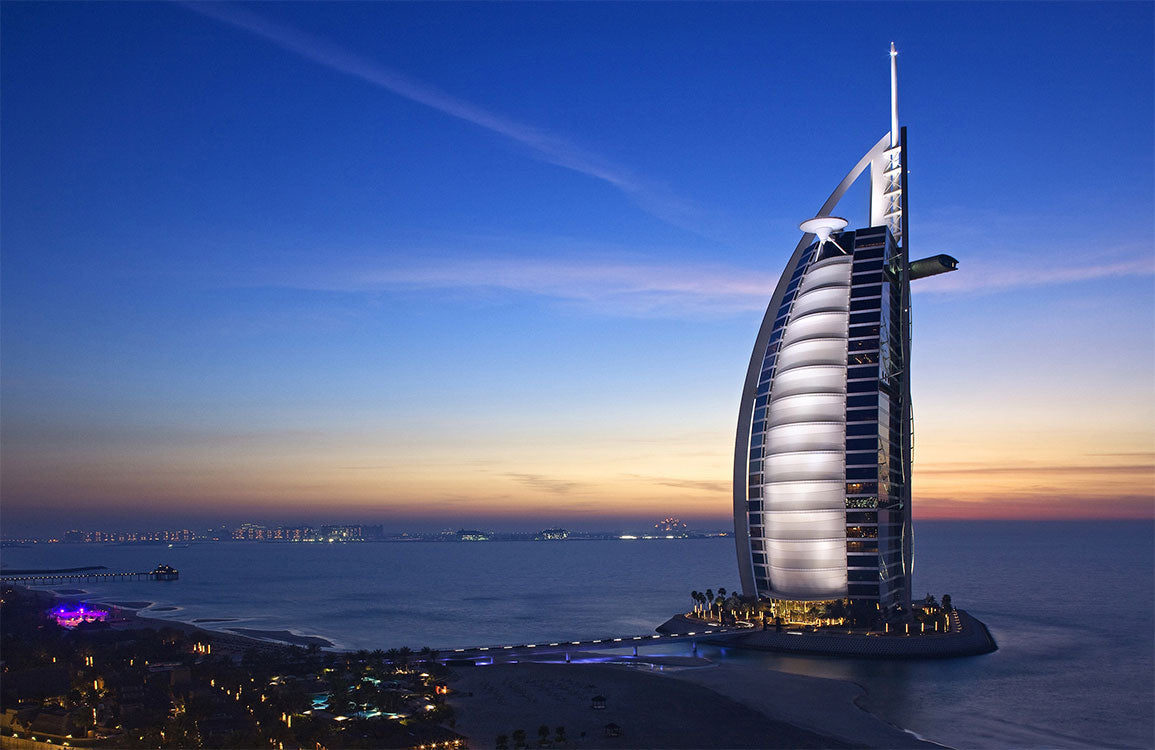 Dubai Skyline Twilight Mural Wallpaper: Modern Architectural Grandeur in Blue Hue