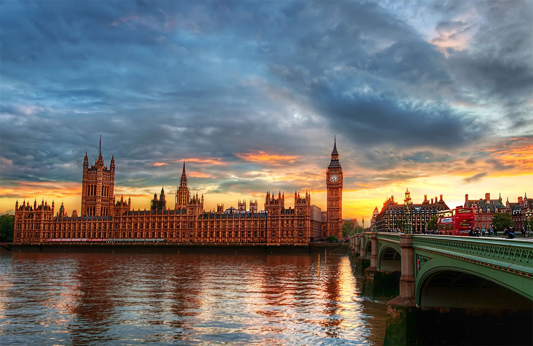 Sunset Over London Skyline Mural Wallpaper - Vibrant Cityscape Design