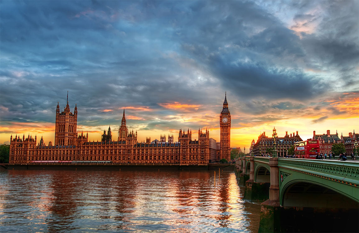 Sunset Over London Skyline Mural Wallpaper - Vibrant Cityscape Design