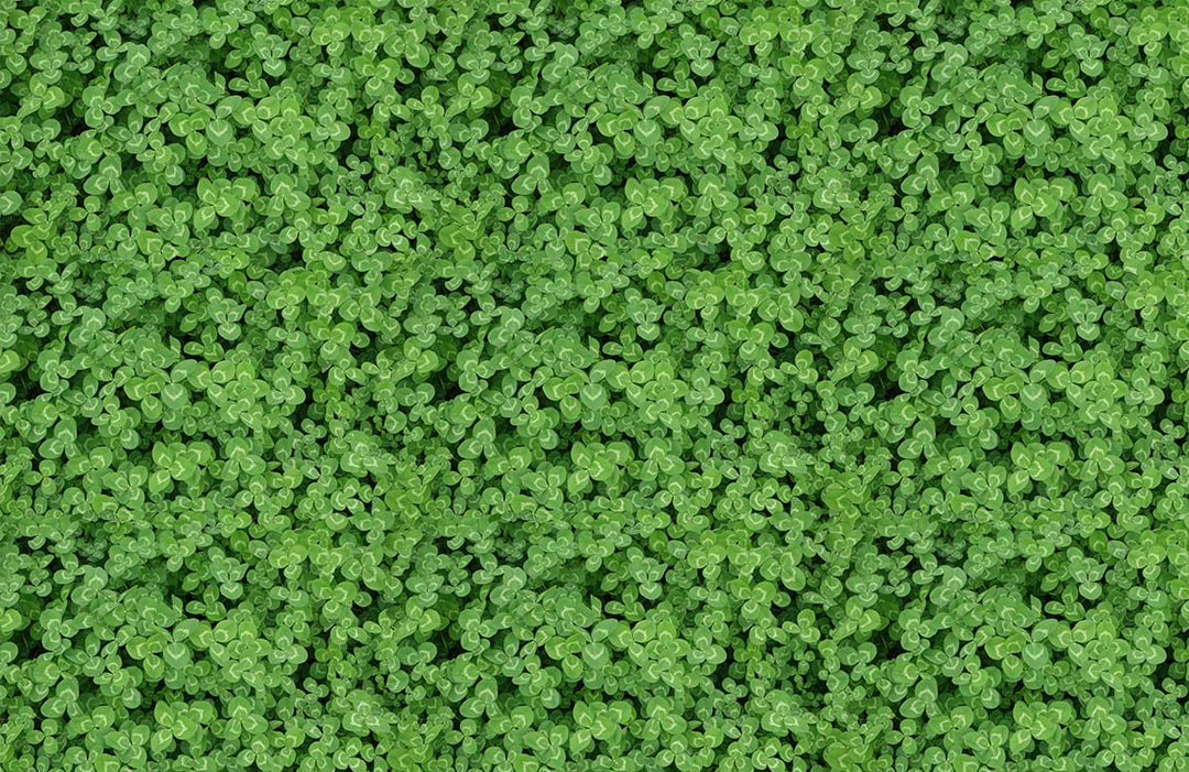 Luxurious Green Clover Patterned Botanical Wallpaper for Elegant Home Décor