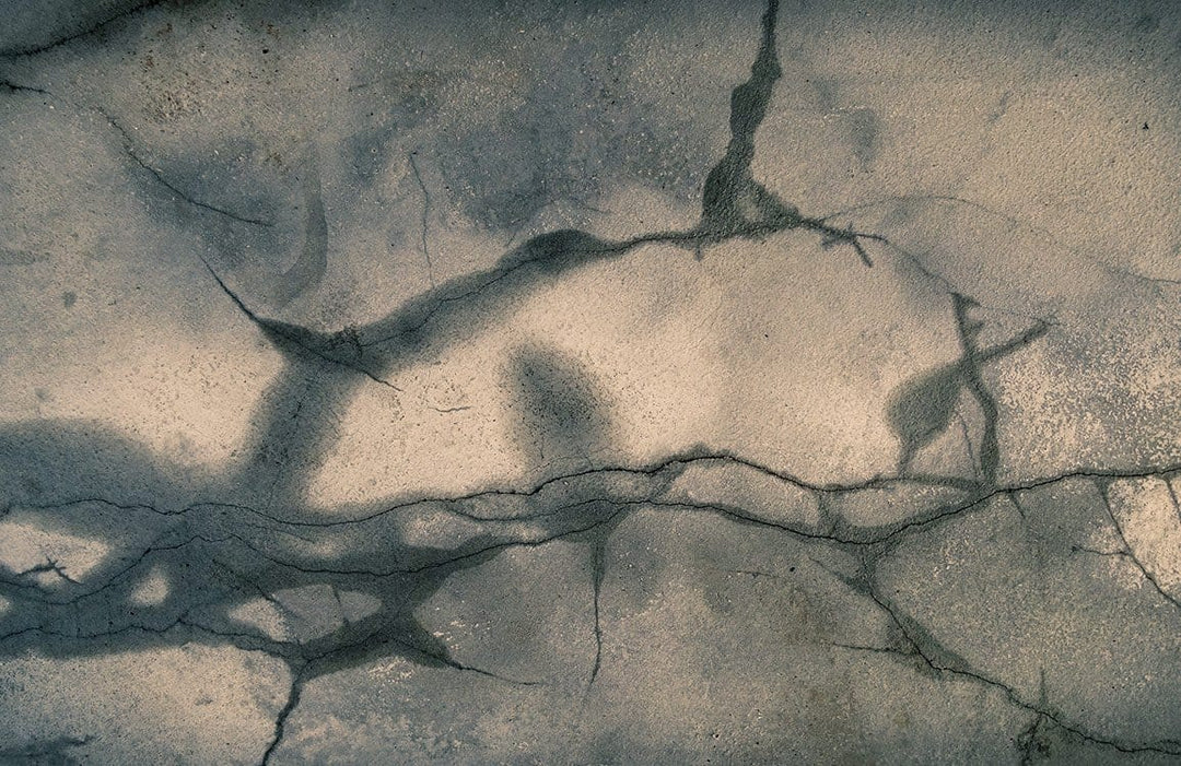 Vintage Grey Marble Effect Abstract Wallpaper, Sophisticated Industrial Style Décor