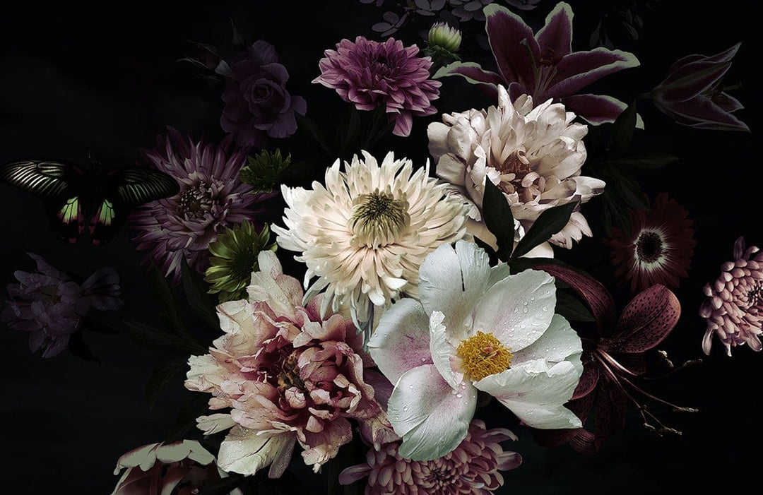 Elegant Dark Floral Bloom Mural Wallpaper - Rich Botanical Artistry Design