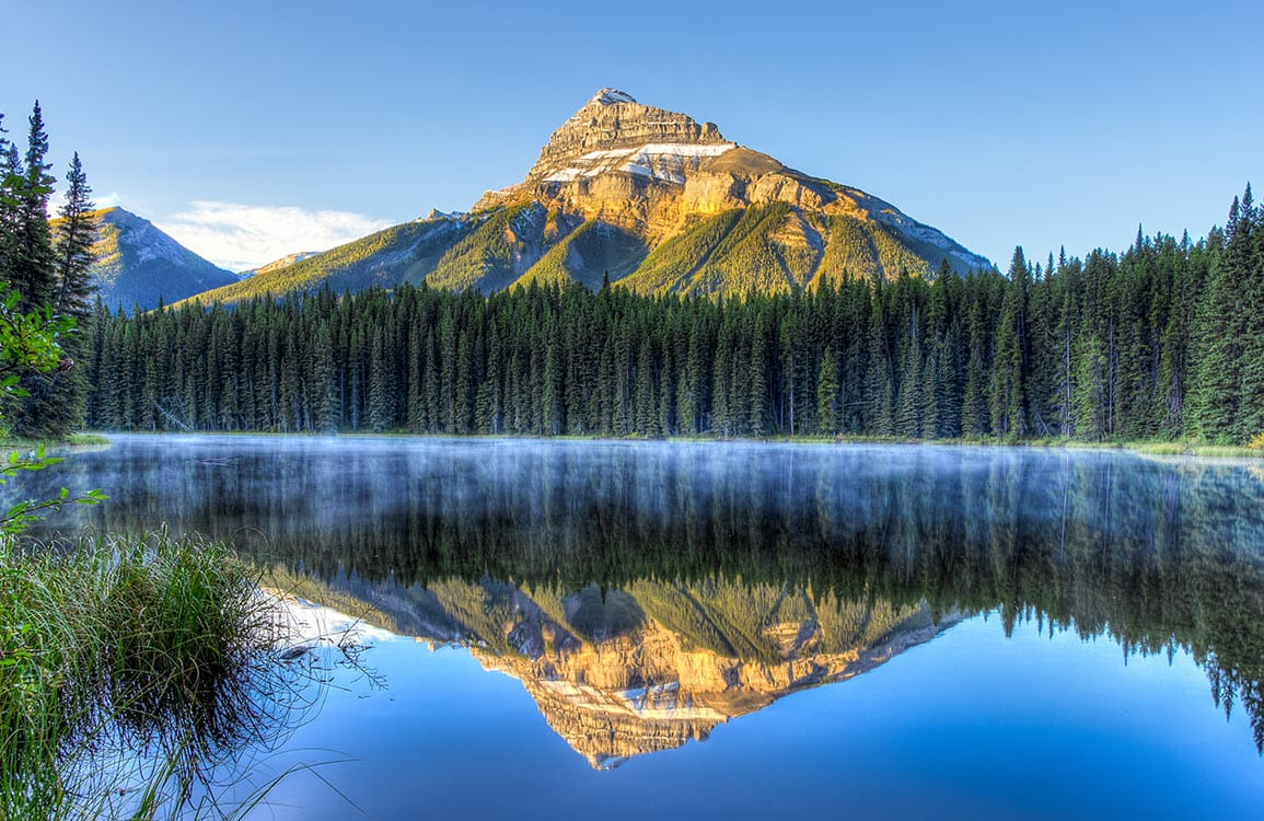Serene Mountain Mist Scenic Reflection Mural Wallpaper in Blue and Green