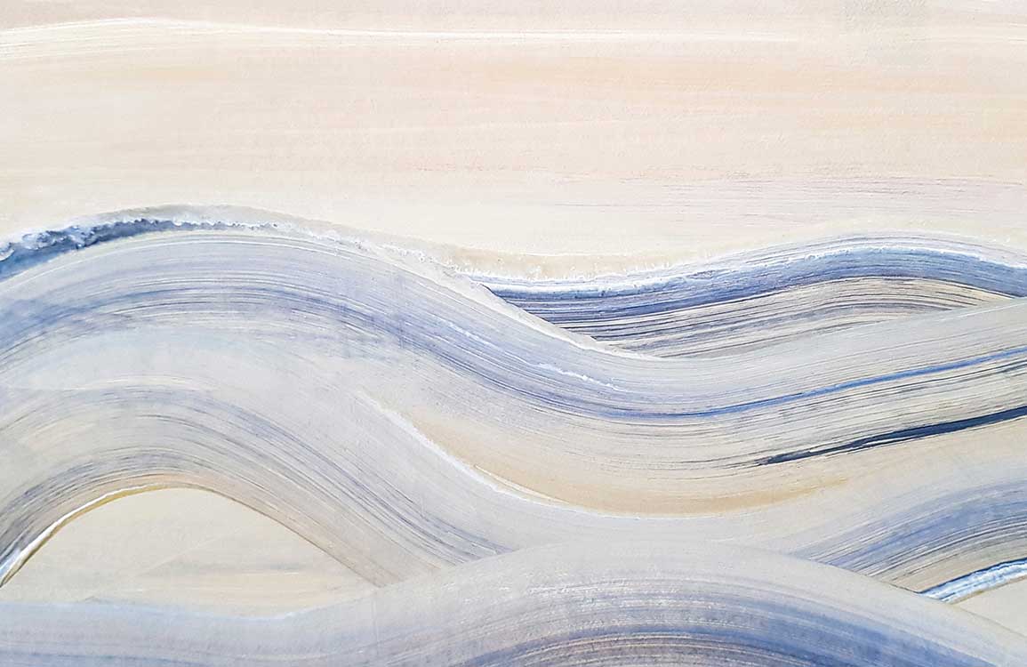 Serene Coastal Waves Abstract Mural Wallpaper in Soft Blue Hues