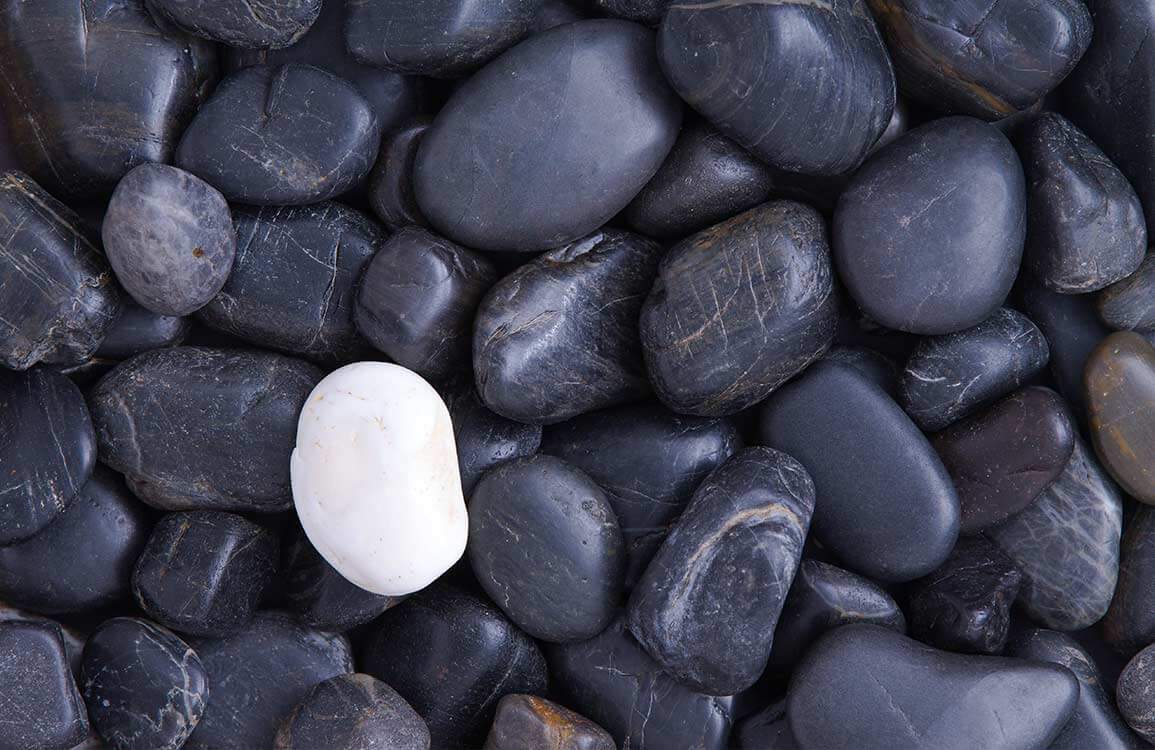 Elegant Pebble Stone Pattern Mural Wallpaper in Grey and White Tones