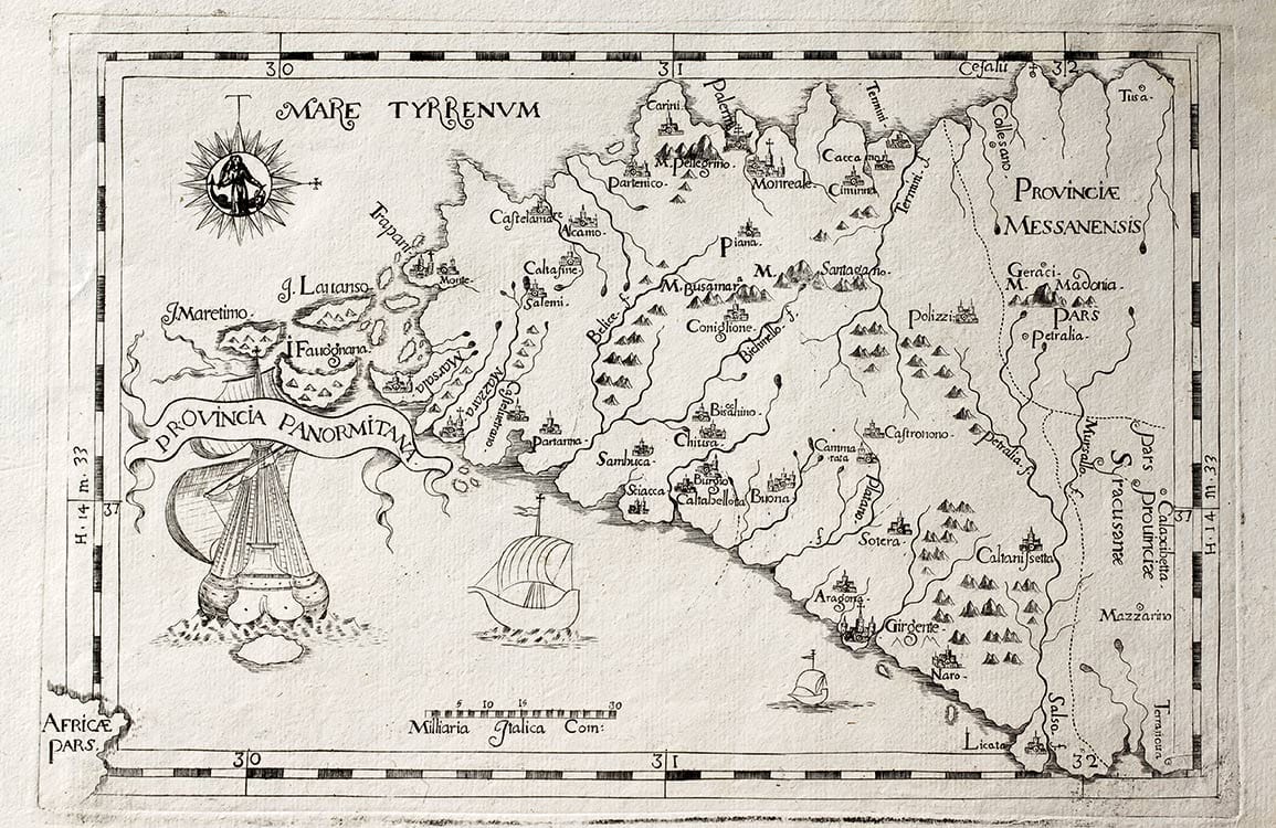 Antique Black and White Historical Map Design Mural Wallpaper Décor